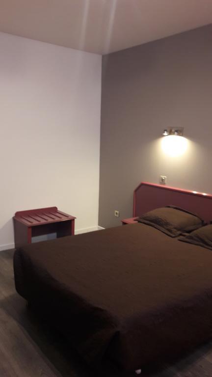 ליל Hotel Coq Hardi מראה חיצוני תמונה